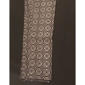 H&M pants size 4. Cropped ankle length